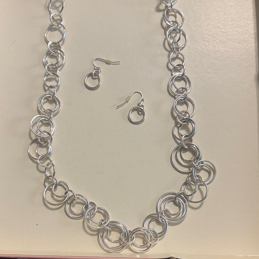 Elegant Silver Chain Necklace and Earring Set